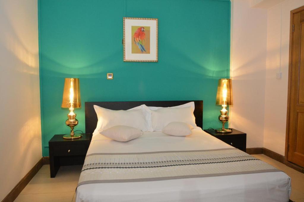 Burnas Beach Aparthotel Pereybere Beach Exterior foto
